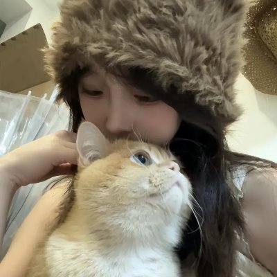 阳光灿烂的女人